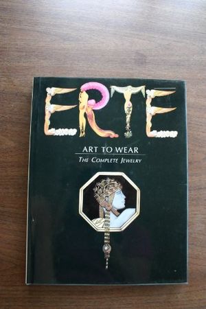 Aperçu de la vignette de la vidéo « Erte : L'art de porter : les bijoux complets